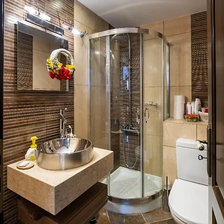 Stone Retreat With Private Pool In