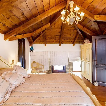 شقة Stone Retreat With Private Pool In أراخوفا