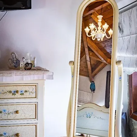 Διαμέρισμα Stone Retreat With Private Pool In