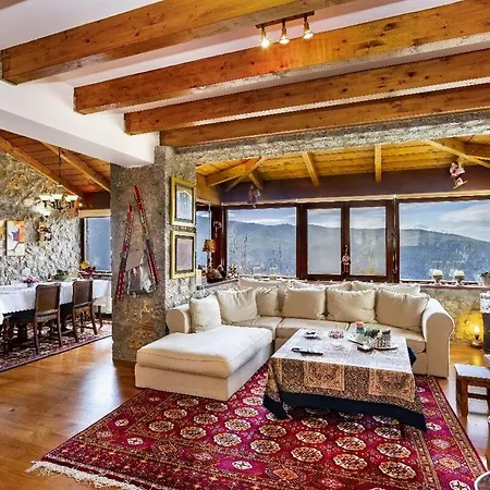 Stone Retreat With Private Pool In Διαμέρισμα