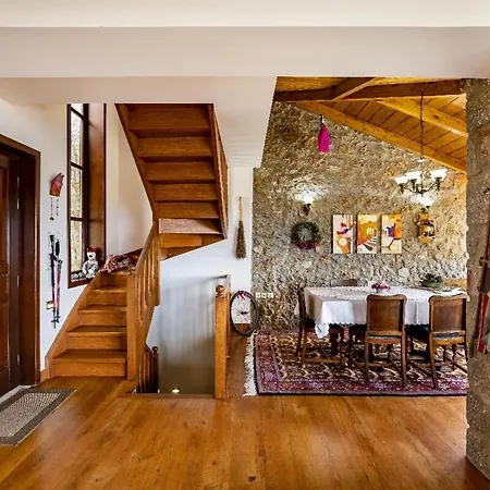 Stone Retreat With Private Pool In Αράχωβα